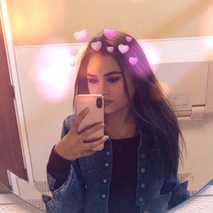 Meet your Posher, Maria isabel